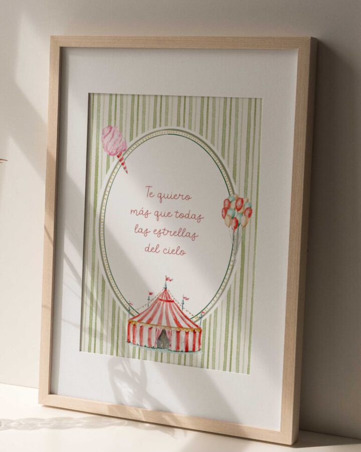 Lámina enmarcada con ilustración de carpa de circo globos y frase Te quiero más que todas las estrellas del cielo en acuarela