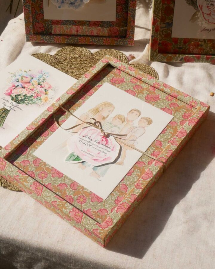 PORTADA-cuatro-personas-acuarela-dia-de-la-madre1