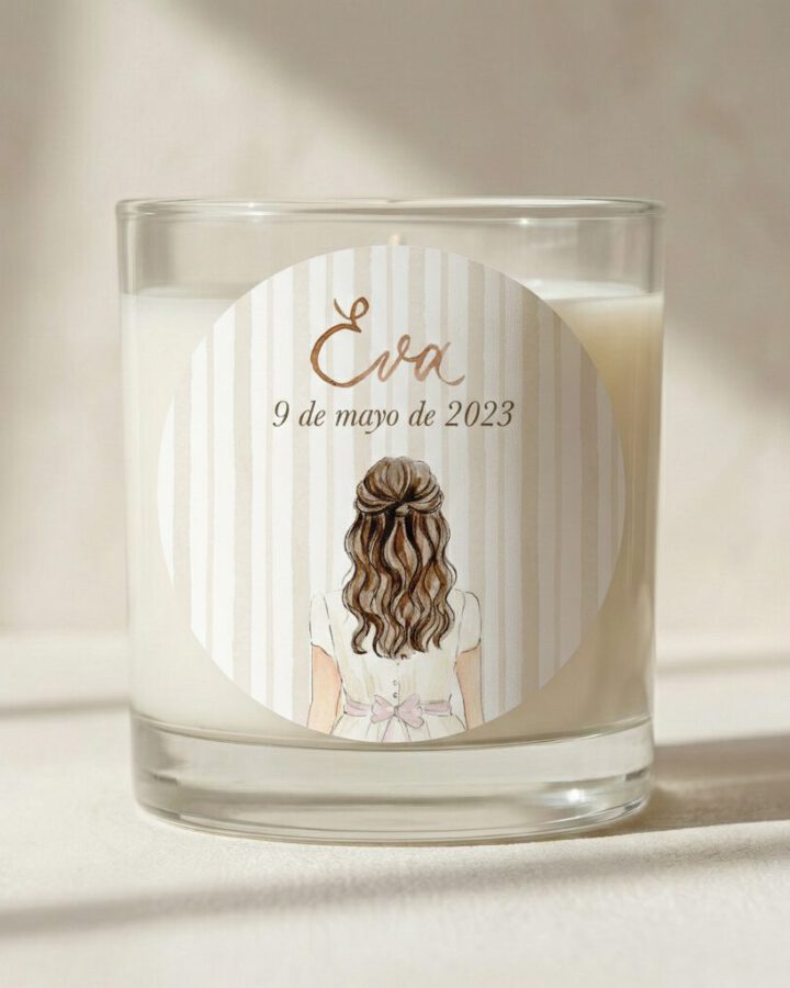 Pegatina niña acuarela primera comunion brisa circular