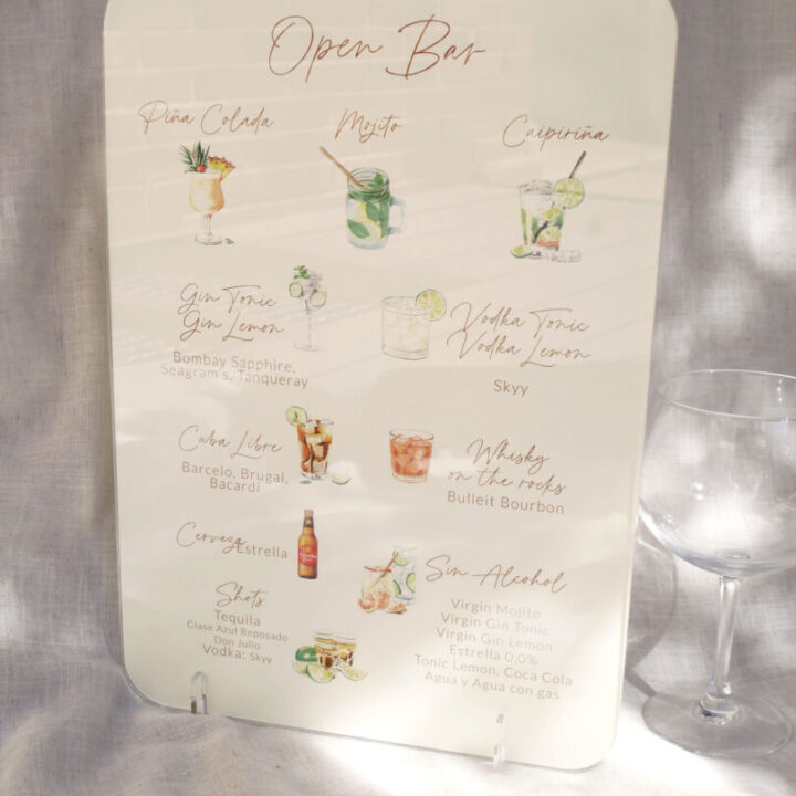 Cartel de cócteles Open Bar con ilustraciones en acuarela de bebidas pintadas a mano sobre soporte rígido con esquinas redondeadas